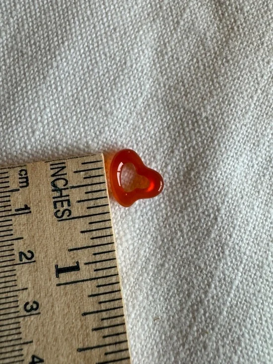 Tiffany & Co./Elsa Peretti Carved Red (amber) Carnelian Small Open Heart-NWOT - Picture 5 of 7